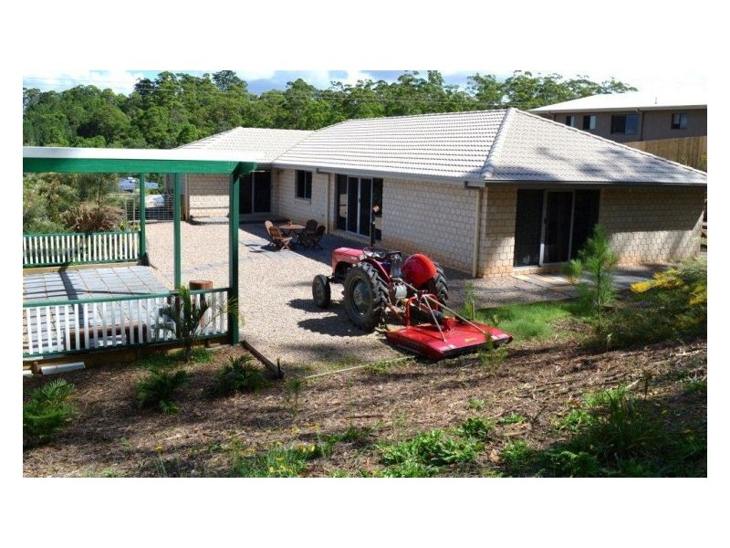 16 Tuckers Creek Drive, Nambour QLD 4560