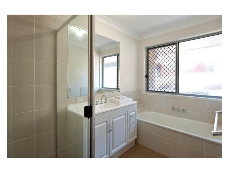 16 Tuckers Creek Drive, Nambour QLD 4560