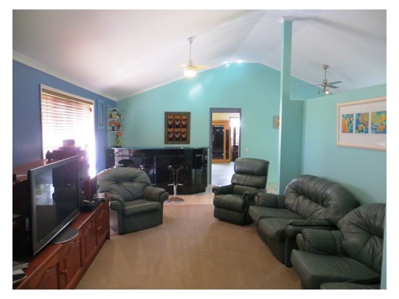 10 Elm Court, Yandina QLD 4561