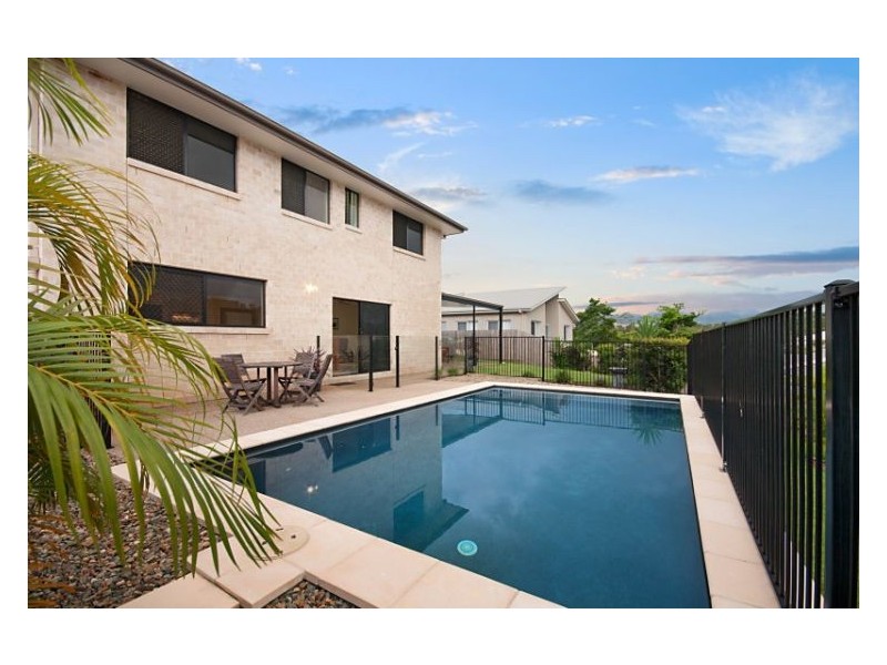 11 Tangerine Place, Palmwoods QLD 4555