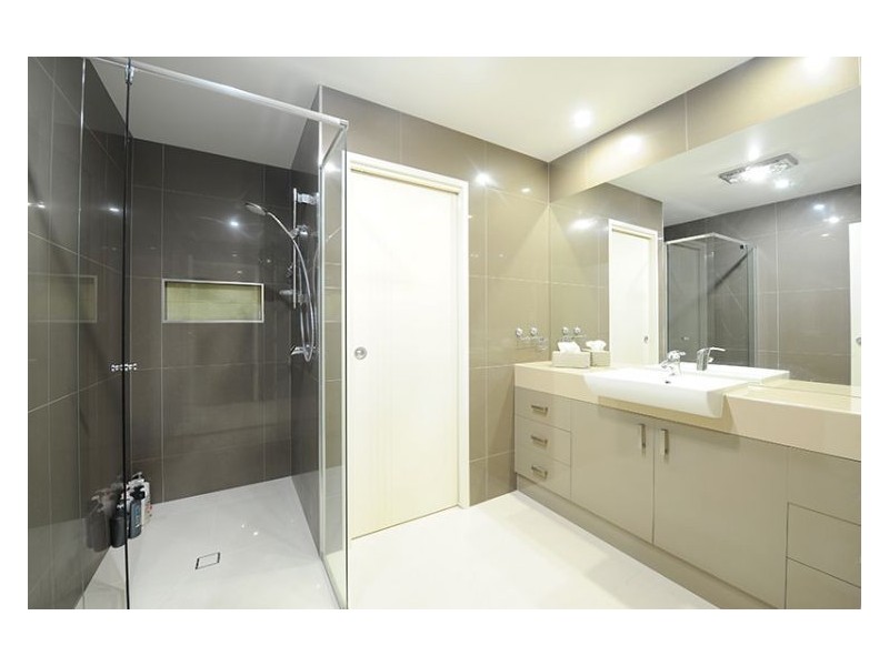 6 Aland Place, Palmwoods QLD 4555