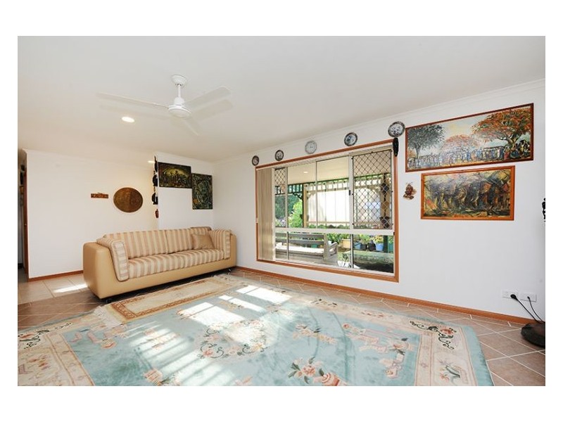 18 Kolora Place, Palmwoods QLD 4555