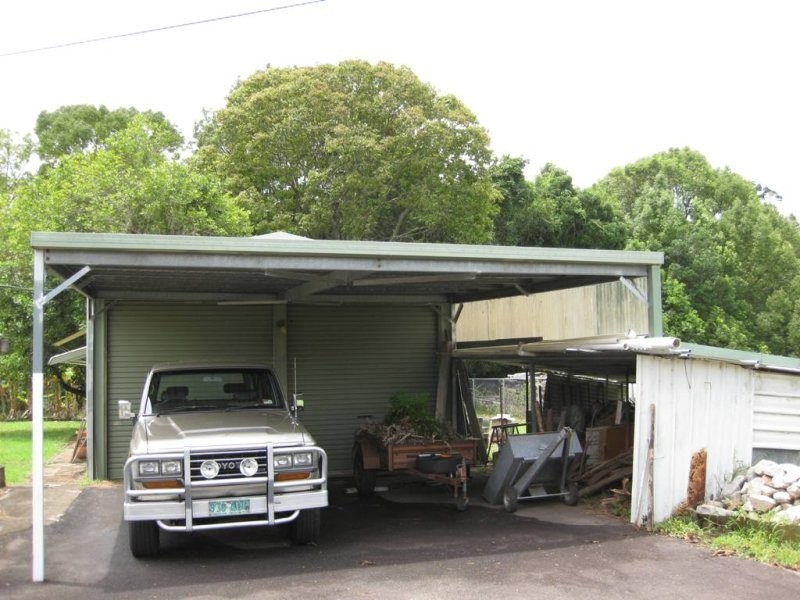 5 Angus Crescent, Kureelpa QLD 4560