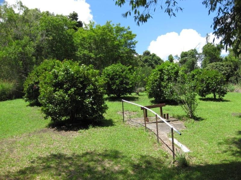 5 Angus Crescent, Kureelpa QLD 4560