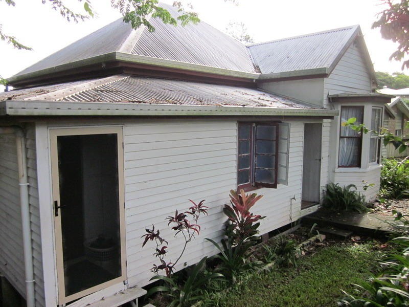 27 Blackall Terrace, Nambour QLD 4560