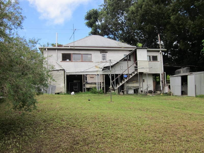 27 Blackall Terrace, Nambour QLD 4560