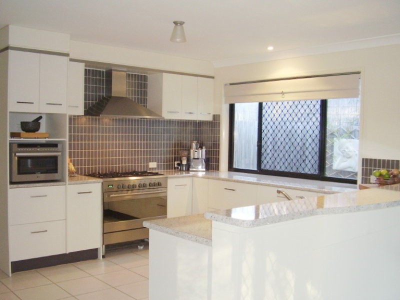2 Flame Tree Court, Palmwoods QLD 4555