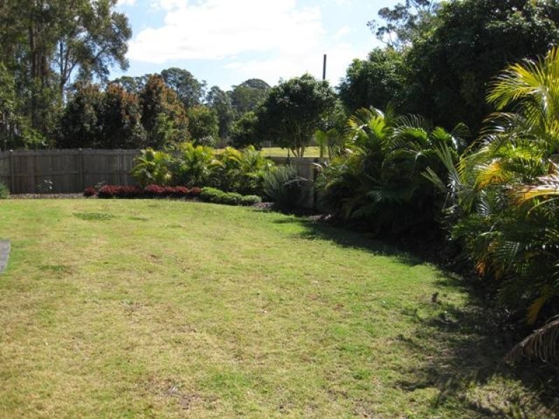 2 Flame Tree Court, Palmwoods QLD 4555