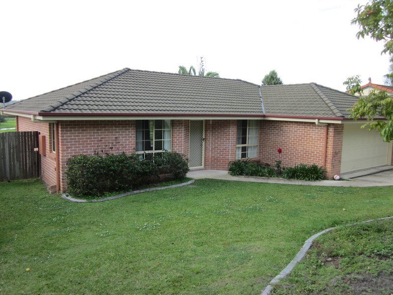 17 Yvonne Street, Highworth QLD 4560