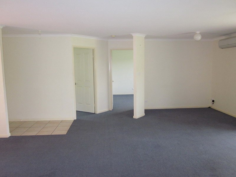 17 Yvonne Street, Highworth QLD 4560