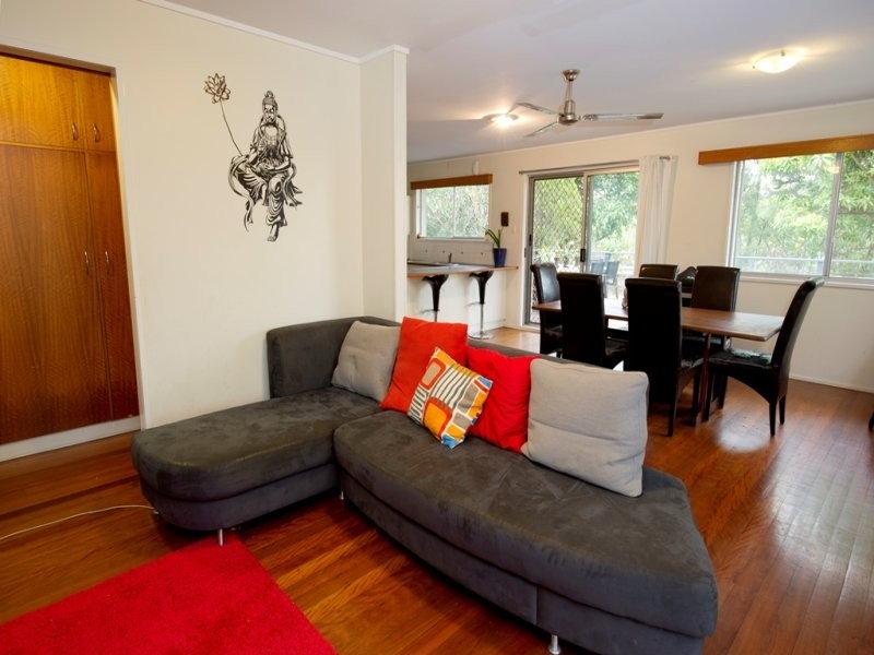 49 Oxleigh Crescent, Nambour QLD 4560