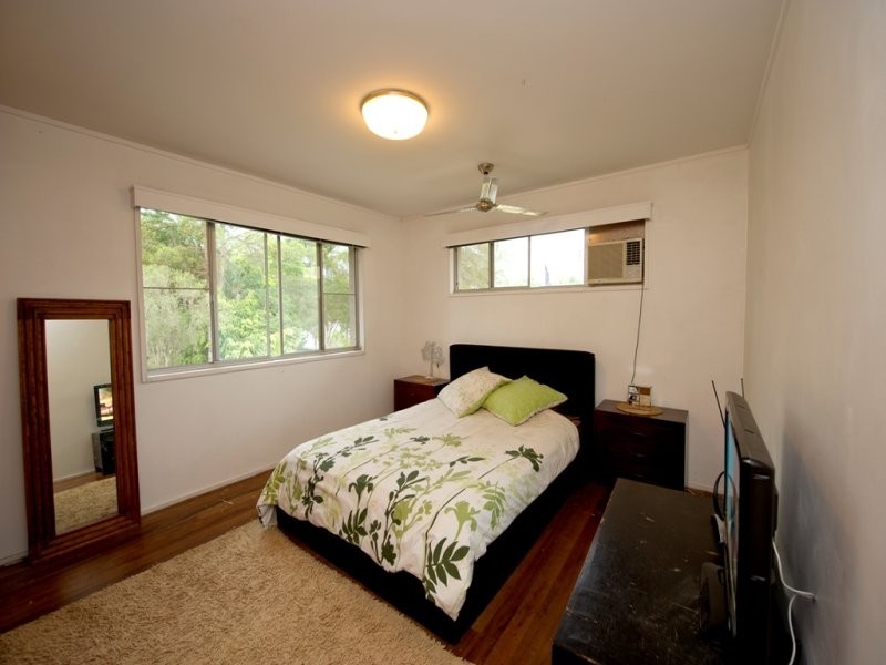 49 Oxleigh Crescent, Nambour QLD 4560