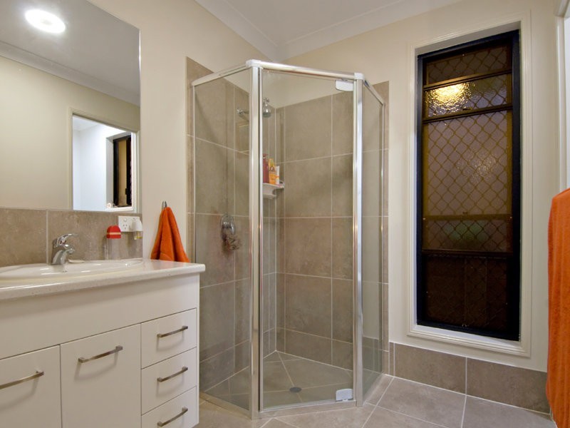 16 Koorawatha Lane, Palmwoods QLD 4555