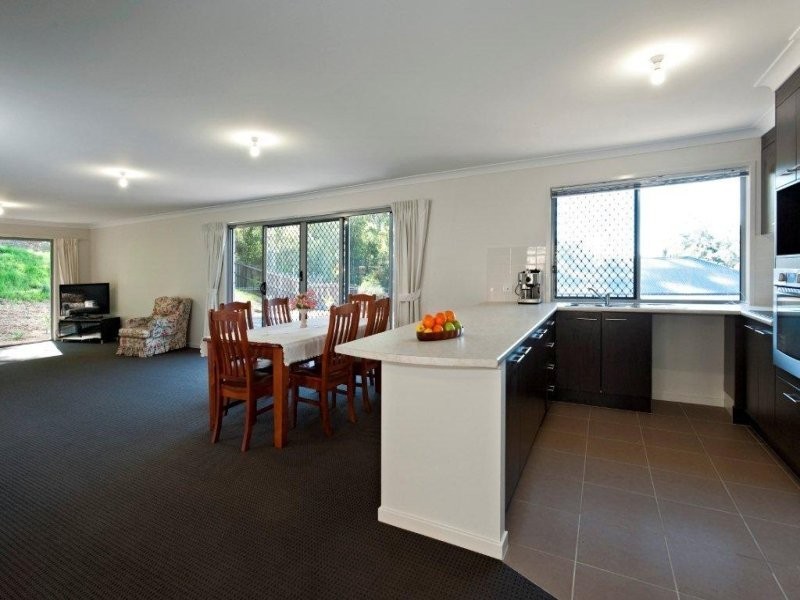 16 Tuckers Creek Drive, Nambour QLD 4560