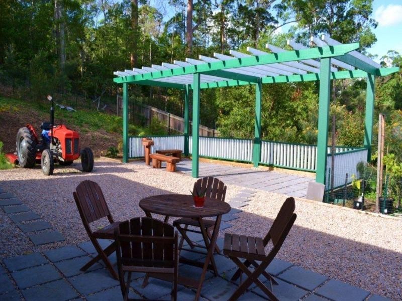 16 Tuckers Creek Drive, Nambour QLD 4560