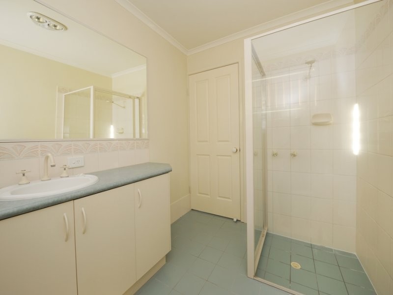 2 Parkville Street, Sippy Downs QLD 4556