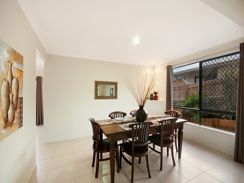 11 Tangerine Place, Palmwoods QLD 4555