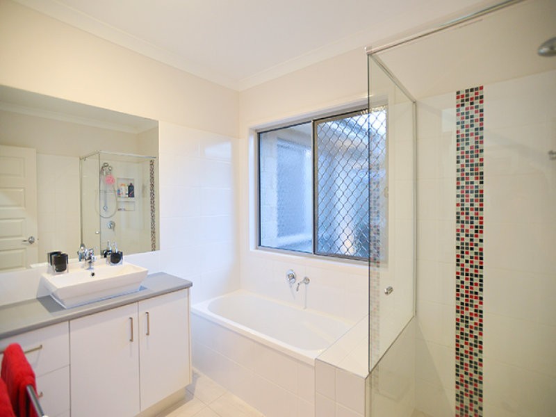 6 Impression Drive, Nambour QLD 4560