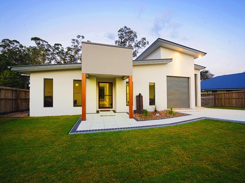 6 Aland Place, Palmwoods QLD 4555