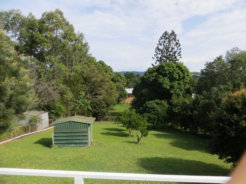 15 Mount Pleasant Road, Nambour QLD 4560