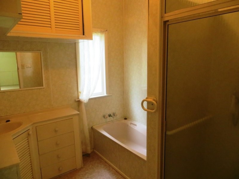 15 Mount Pleasant Road, Nambour QLD 4560