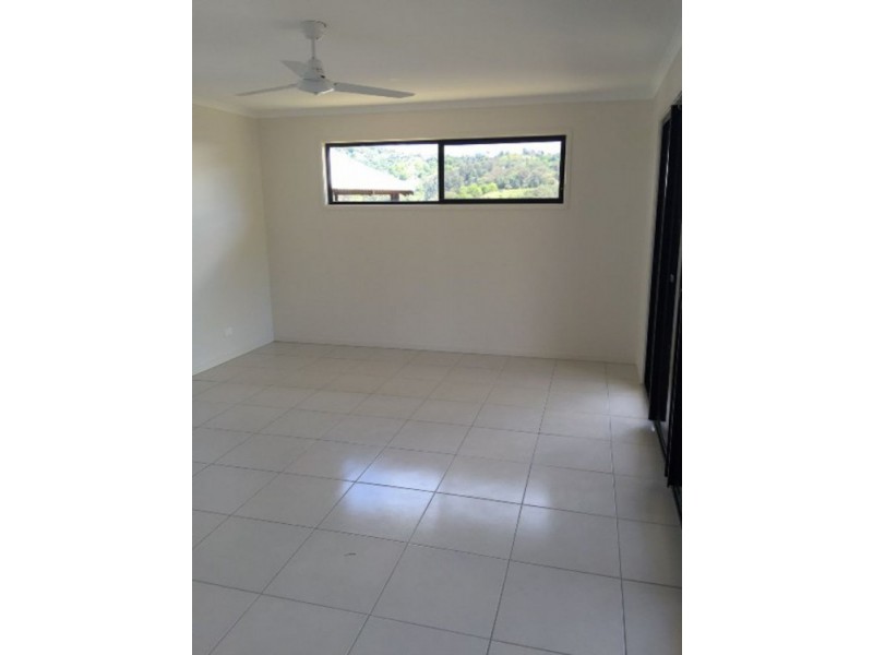 27 James Whalley Drive, Burnside QLD 4560