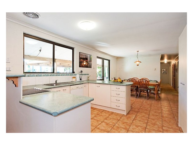 305 Petrie Creek Road, Rosemount QLD 4560