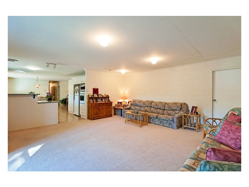 305 Petrie Creek Road, Rosemount QLD 4560