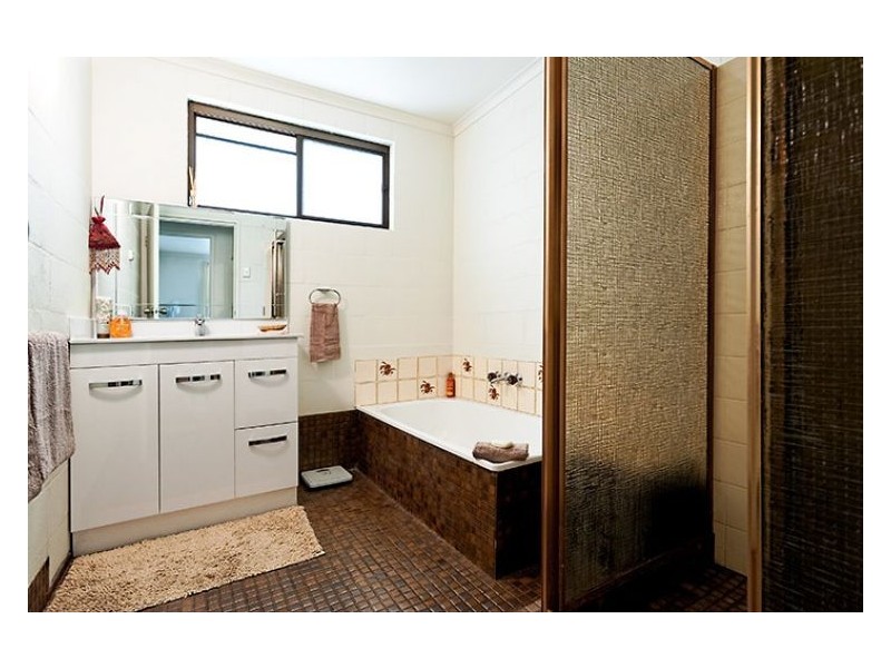 305 Petrie Creek Road, Rosemount QLD 4560