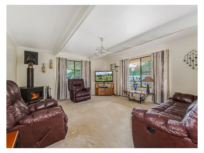 56 Dulong School Road, Dulong QLD 4560