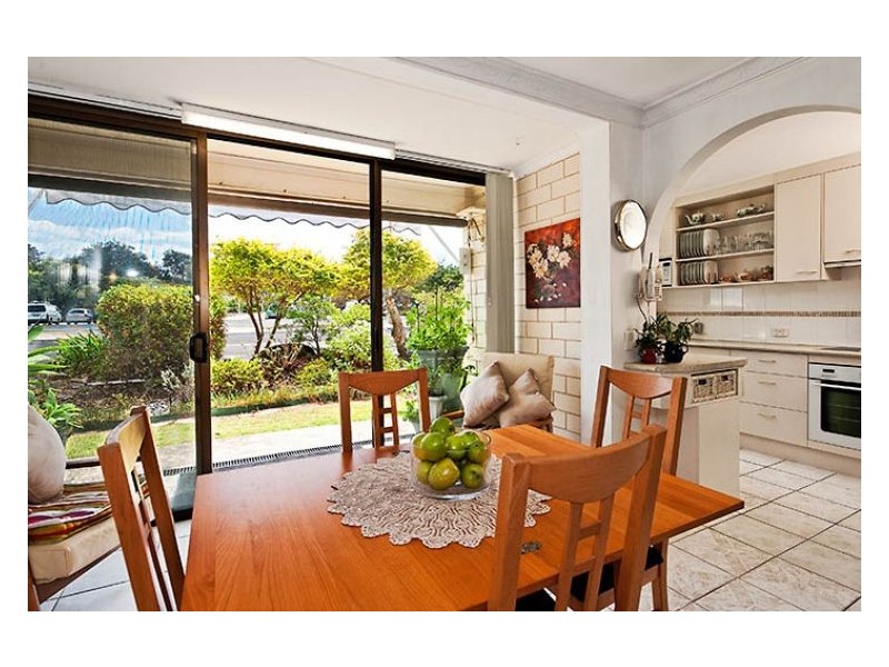 1/2 Alexandra Parade, Cotton Tree QLD 4558