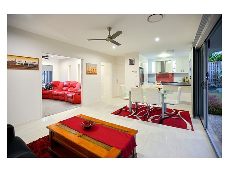 6 Impression Drive, Nambour QLD 4560