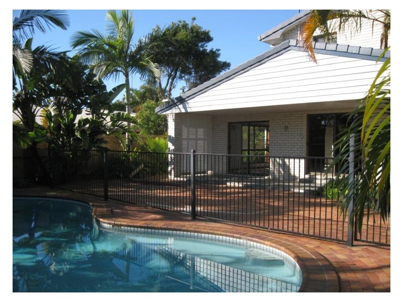 34 Currong Street, Minyama QLD 4575