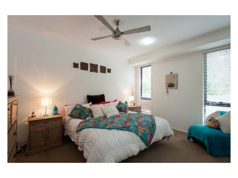14 Veerings Crescent, Twin Waters QLD 4564