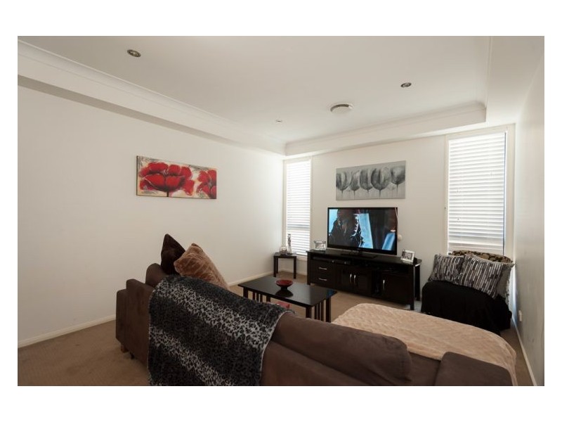 14 Veerings Crescent, Twin Waters QLD 4564