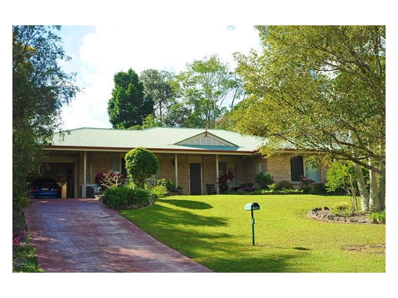 7 Muirfield Crescent, Nambour QLD 4560
