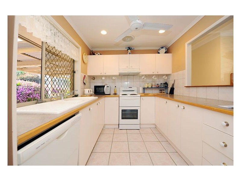 7 Muirfield Crescent, Nambour QLD 4560