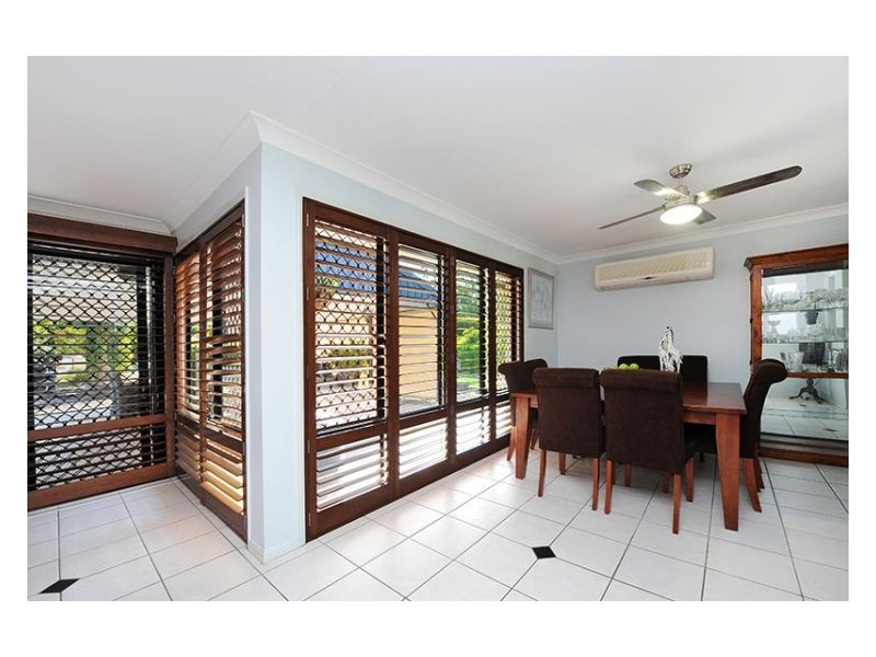 7 Parkview Road, Glass House Mountains QLD 4518