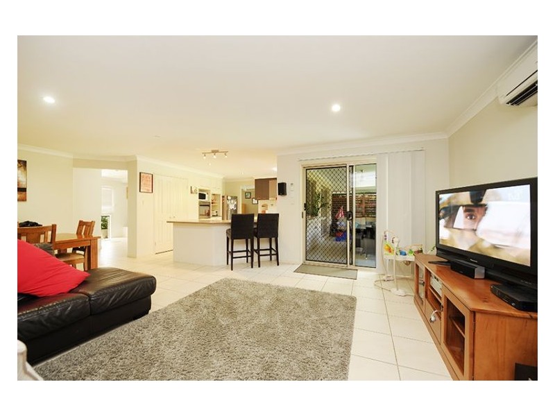 6 Red Jacket Court, Palmwoods QLD 4555