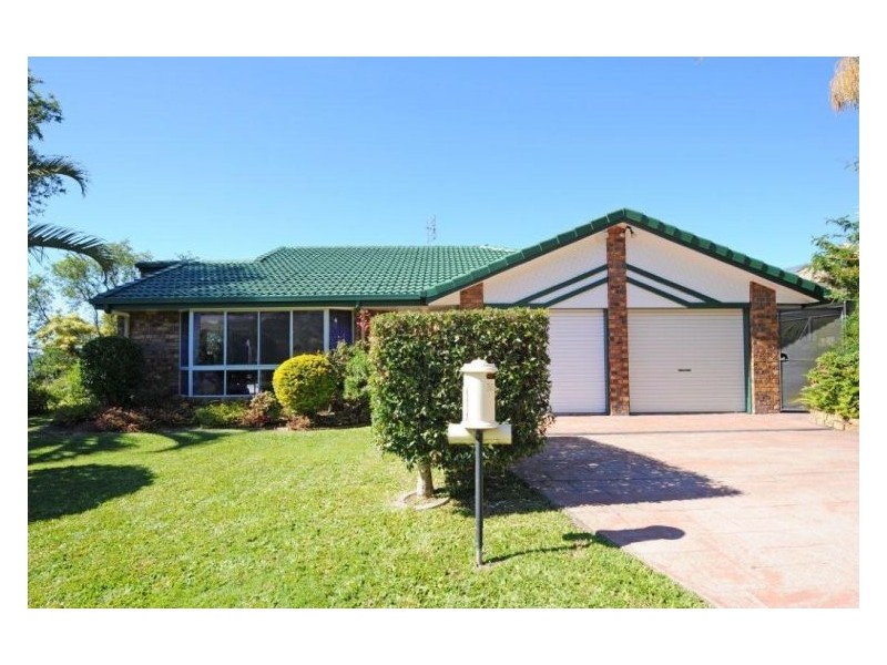 1 Albatross Avenue, Nambour QLD 4560