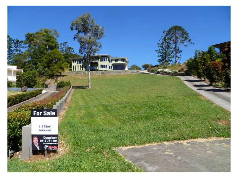 65 Lachlan Avenue, Nambour QLD 4560