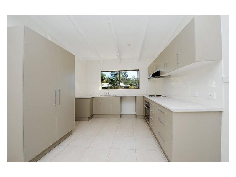 5 Flinders Avenue, Nambour QLD 4560