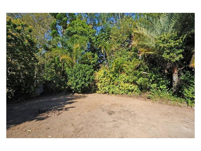 5 Flinders Avenue, Nambour QLD 4560