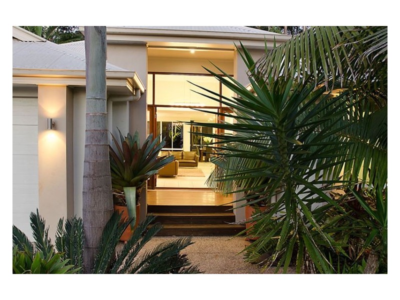 9 Yellow Cedar Place, Palmwoods QLD 4555