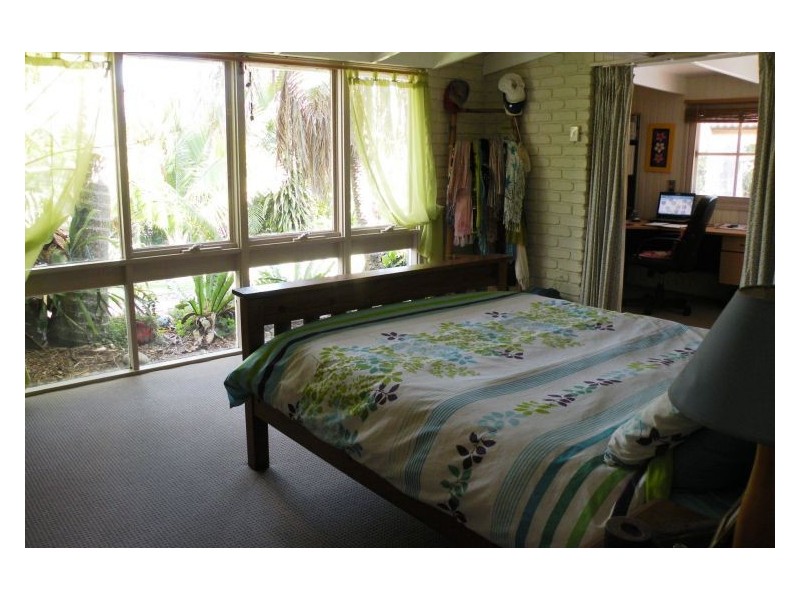 106 Thrushs Road, Dulong QLD 4560