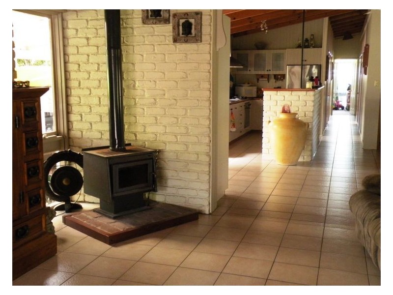 106 Thrushs Road, Dulong QLD 4560