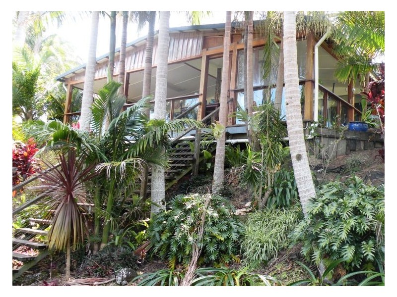 106 Thrushs Road, Dulong QLD 4560