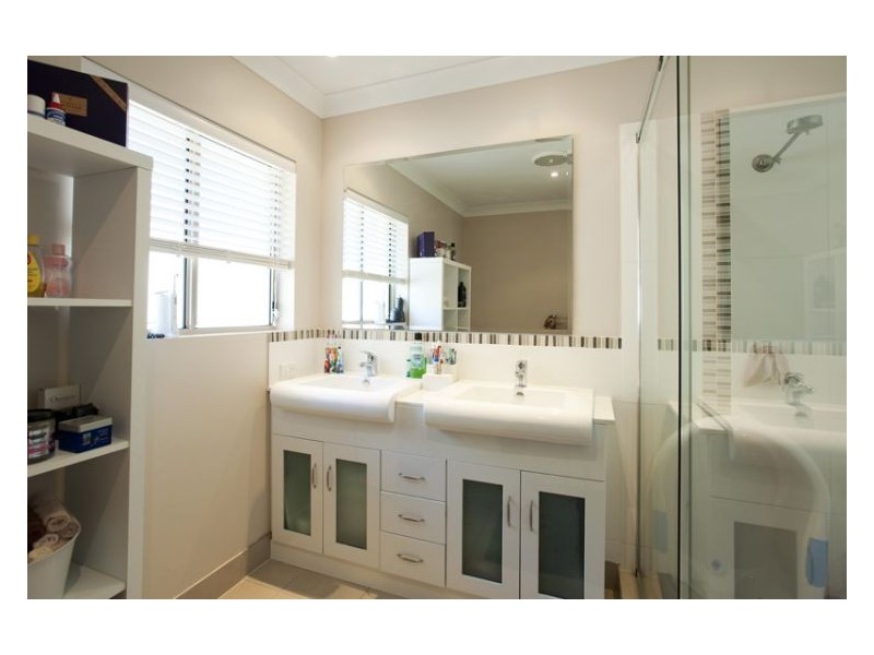 11 Mcgilchrists Road, Eudlo QLD 4554