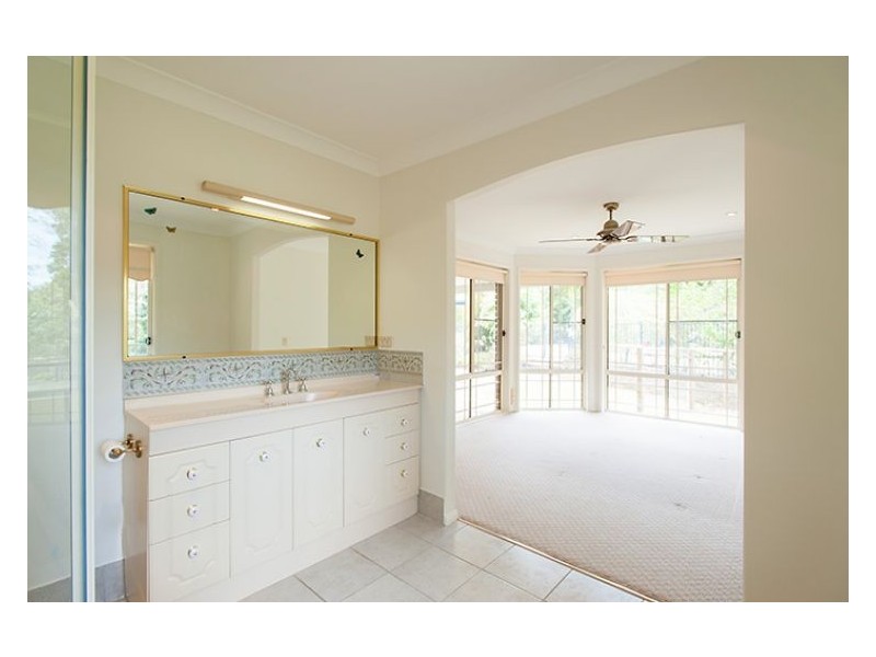 39 Mannikin Road, Tanawha QLD 4556