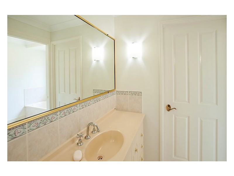 39 Mannikin Road, Tanawha QLD 4556